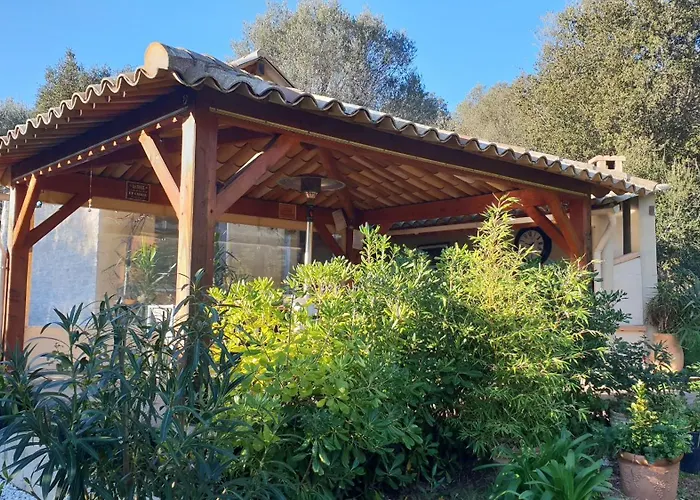 A Vigna Vecchia D'hotes Bed and breakfast 4*